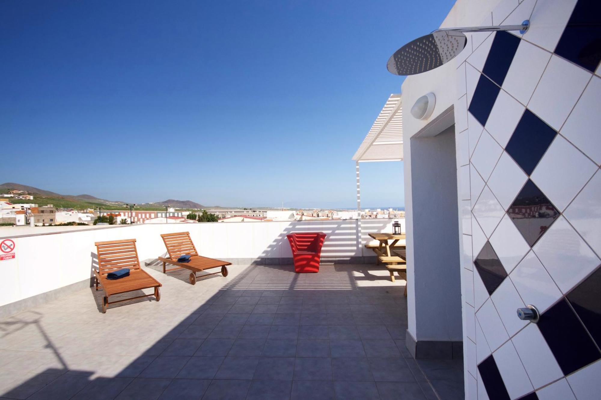 Apartamentos A 10 Minutos Del Aeropuerto Carrizal Extérieur photo