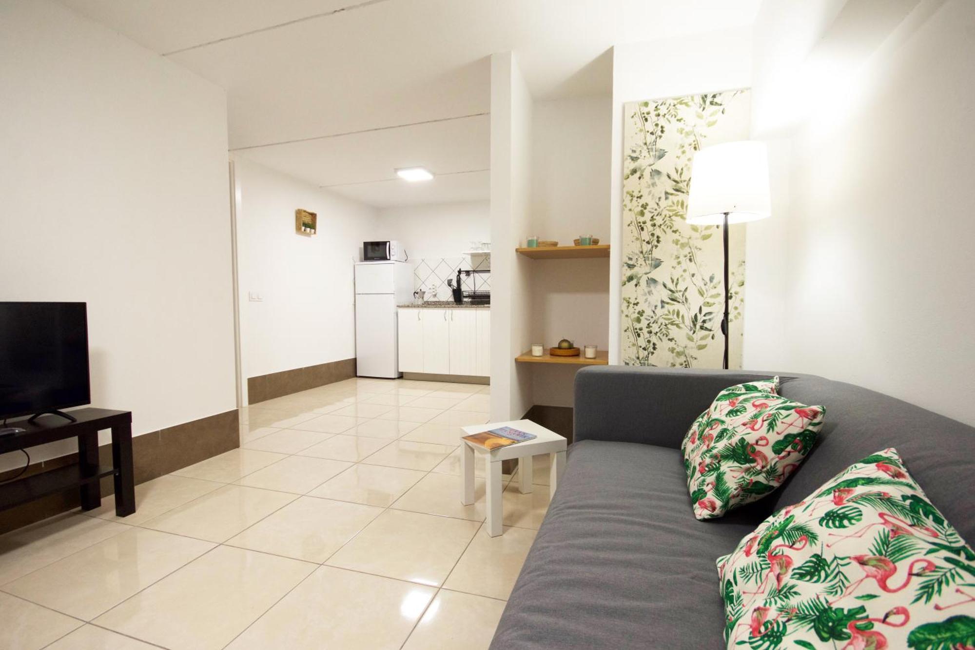 Apartamentos A 10 Minutos Del Aeropuerto Carrizal Extérieur photo