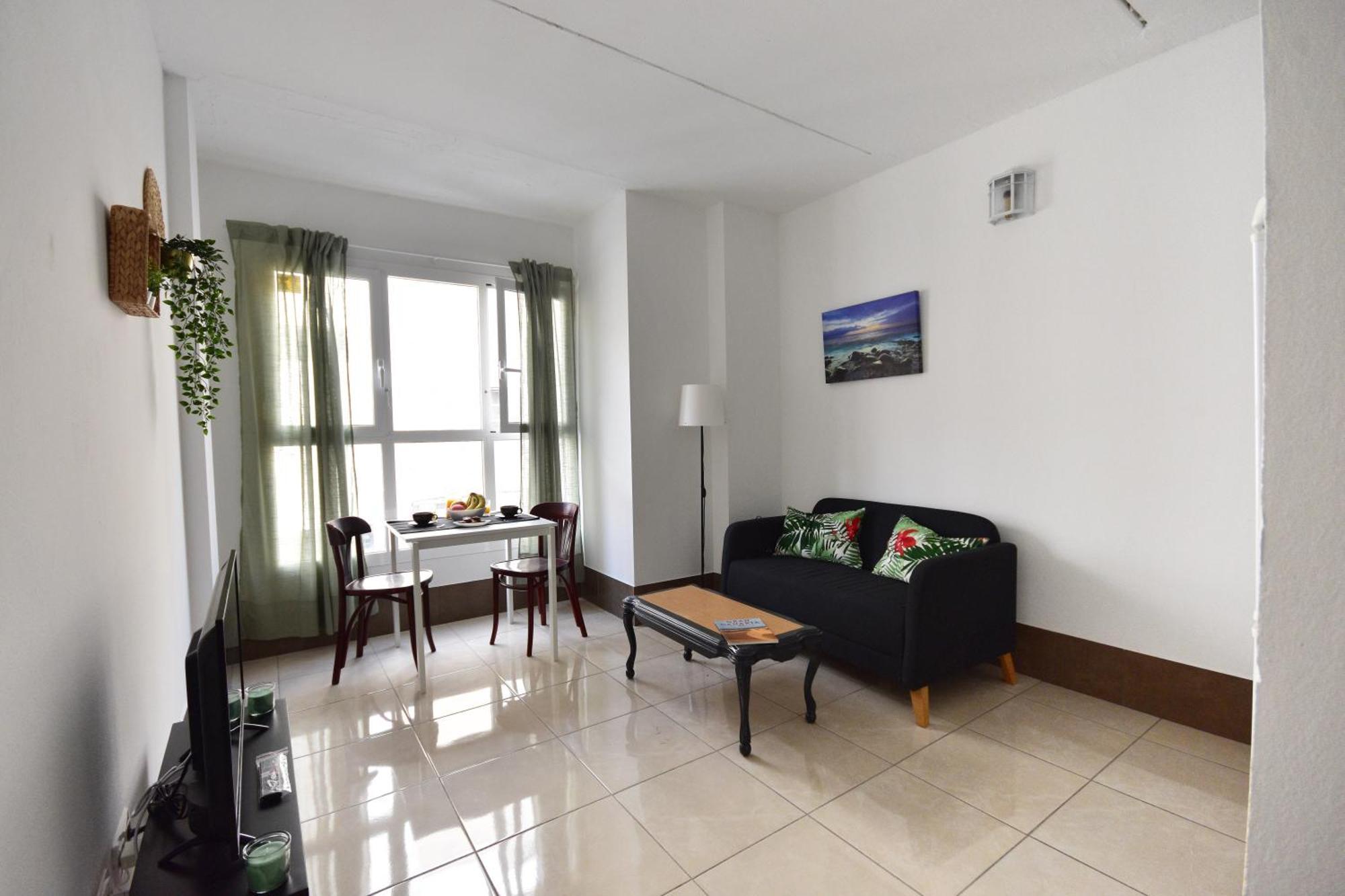 Apartamentos A 10 Minutos Del Aeropuerto Carrizal Chambre photo
